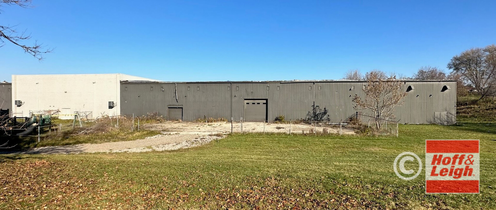 2600 25th Street NE Hoff & Leigh