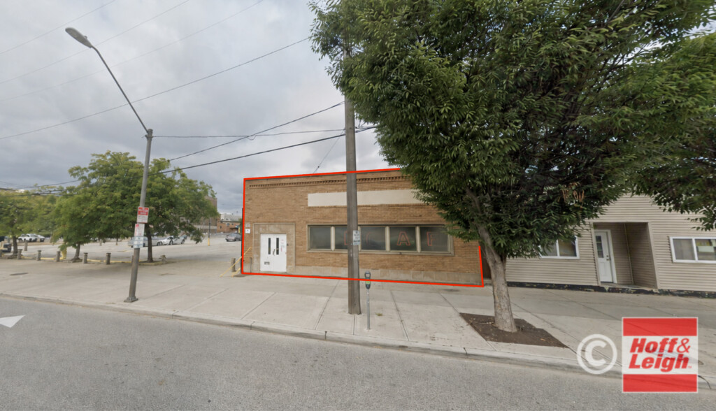1421 St Clair Ave NE Image