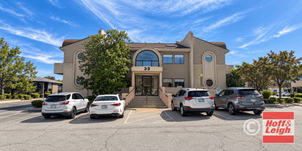 33 Baker Blvd | Units B & D Image